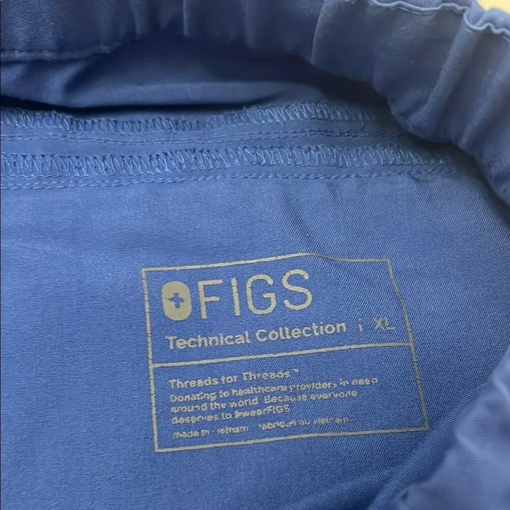 Figs Men's Joggers in Vibrant Blue